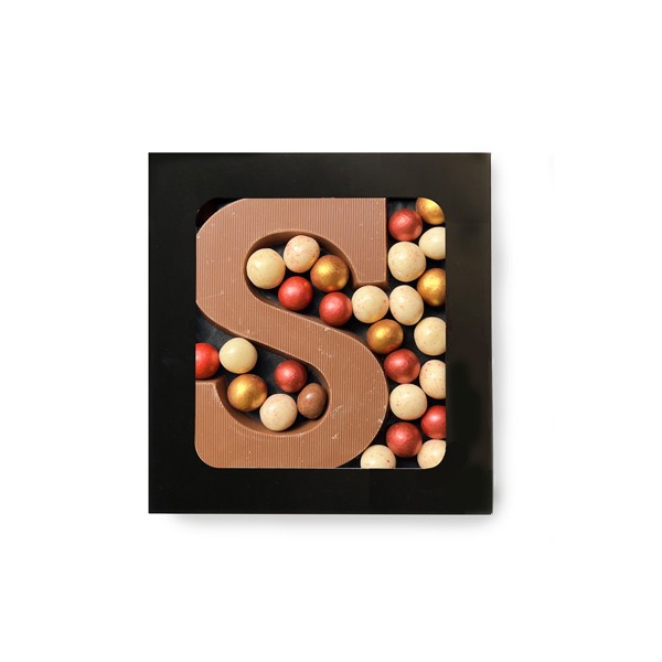 chocoladeletter-met-crispy-bollen-geschenk-met-verhaal