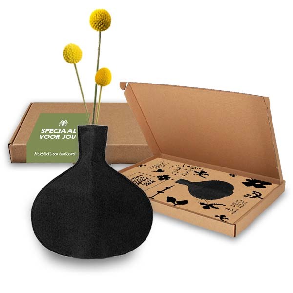 recycled-pet-bottle-vase-cover-geschenk-met-verhaal