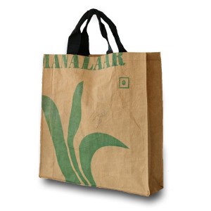 De recycled tea bag collectie: stevige fairtrade tassen waar veel inpast.